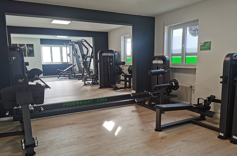 fitplus Blumberg Freihantelbereich